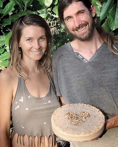 Fresh produce, Maui-made products draw shoppers to farmers markets